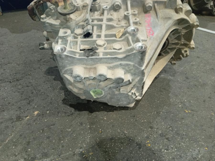CAJA-DE-CAMBIO-MANUAL-HYUNDAI-I20-B-1-4-CRDI-Ano-2017-Auto-Desguace-Luque