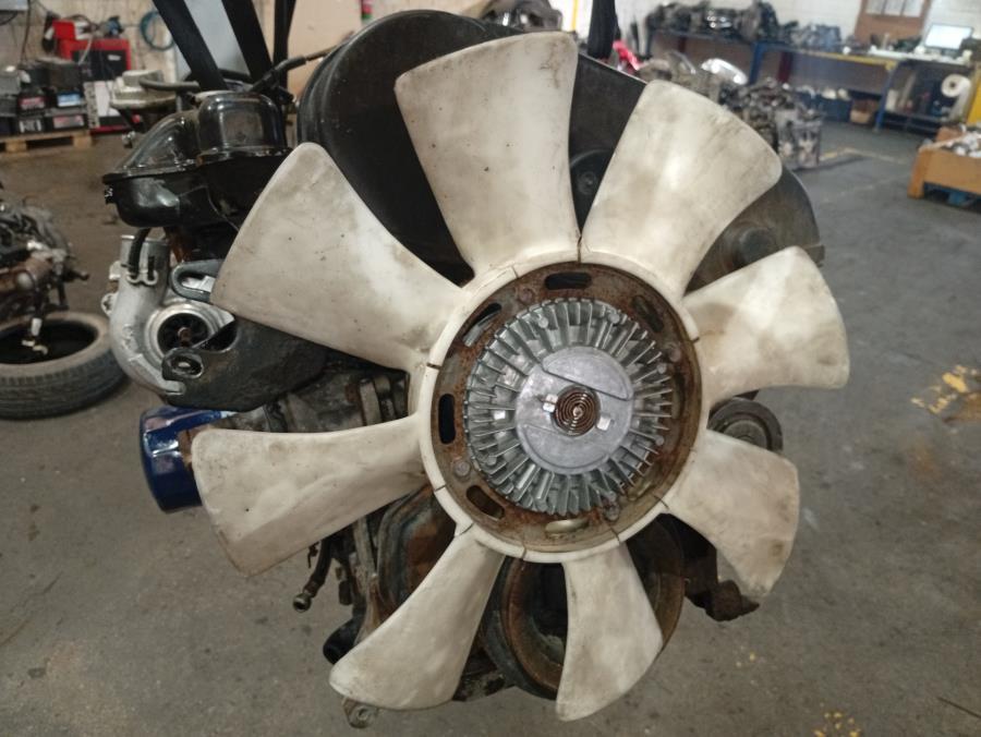 MOTOR-COMPLETO-HYUNDAI-GALLOPER-2-5TD-Ano-2000-Auto-Desguace-Luque