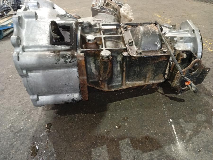 CAJA-DE-CAMBIO-MANUAL-HYUNDAI-GALLOPER-2-5TD-Ano-2000-Auto-Desguace-Luque