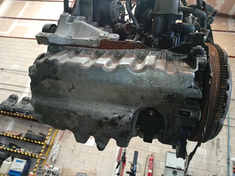 MOTOR-COMPLETO-AUDI-A3-8P-1-6-TDI-105-CV-Ano-2012-Auto-Desguace-Luque