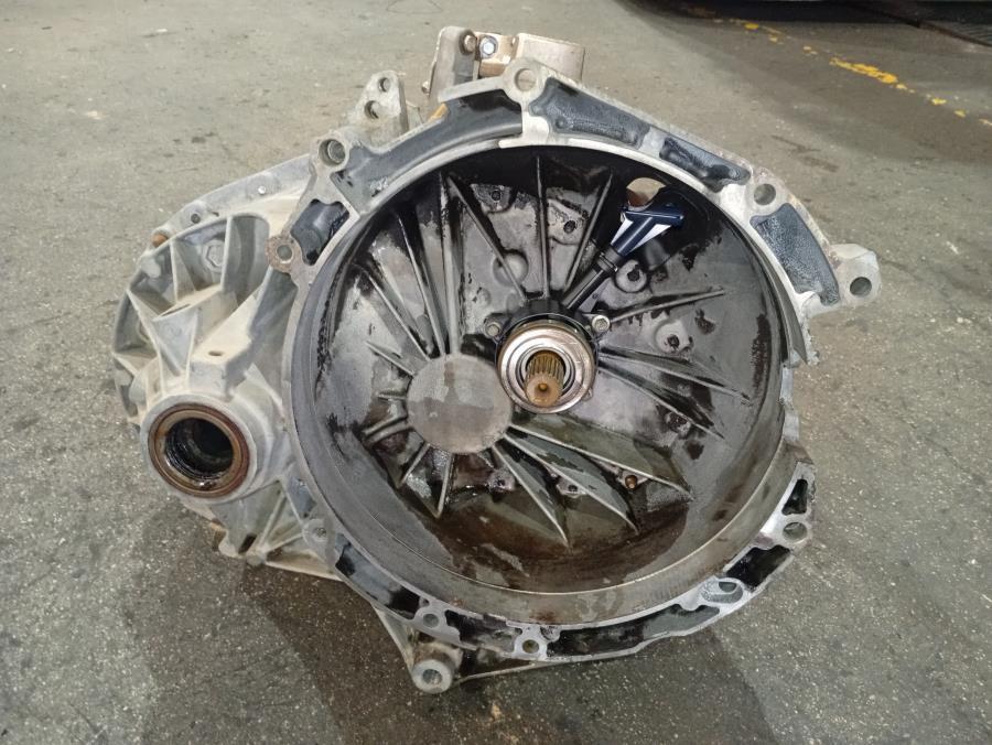 CAJA-DE-CAMBIO-MANUAL-FORD-TRANSIT-2-2TDCI-Ano-2009-Auto-Desguace-Luque