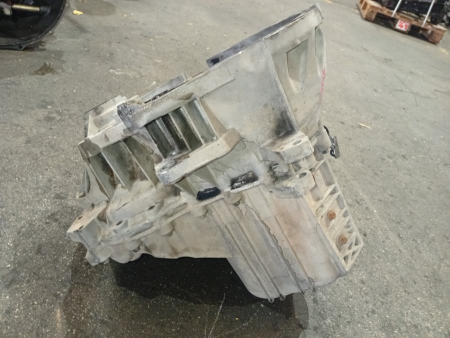 CAJA-DE-CAMBIO-MANUAL-FORD-TRANSIT-2-2TDCI-Ano-2009-Auto-Desguace-Luque