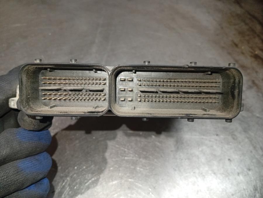 CENTRALITA-DE-MOTOR-VOLKSWAGEN-GOLF-V-BERLINA-1K1-2-0-TDI-140CV-Ano-2005-Auto-Desguace-Luque