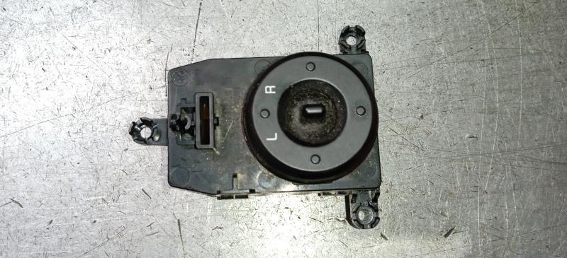 MANDO-DE-RETROVISOR-KIA-CARENS-1-7-CRDI-Ano-2019-Auto-Desguace-Luque