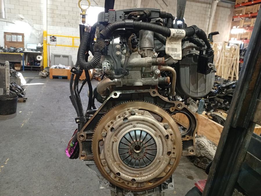 MOTOR-COMPLETO-OPEL-ASTRA-H-1-6-16V-105CV-Ano-2004-Auto-Desguace-Luque