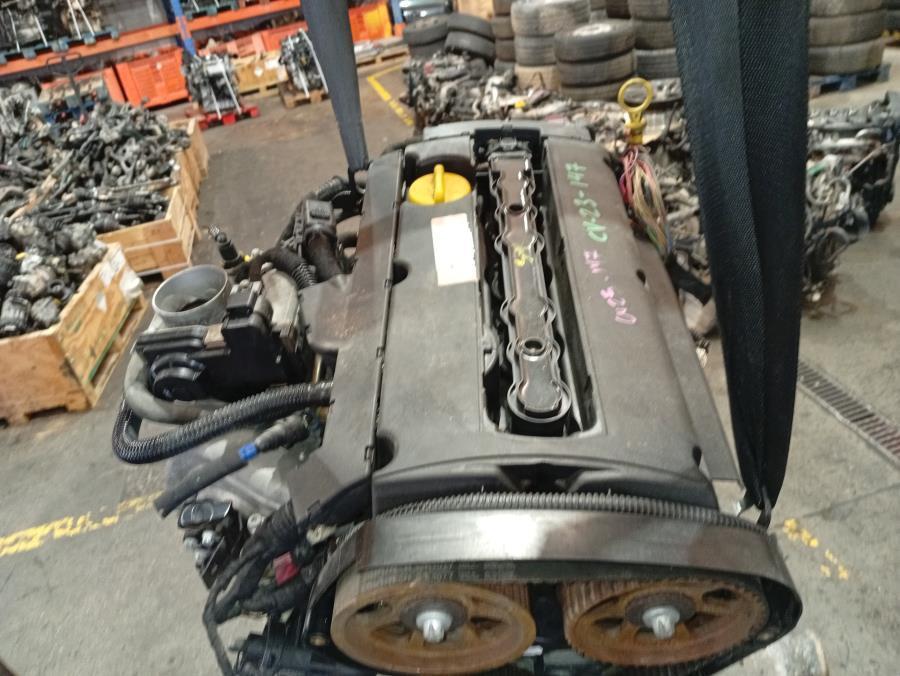 MOTOR-COMPLETO-OPEL-ASTRA-H-1-6-16V-105CV-Ano-2004-Auto-Desguace-Luque