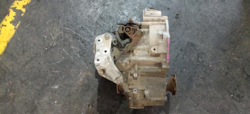 CAJA-DE-CAMBIOS-MANUAL-VOLKSWAGEN-EOS-1F7-2-0-TDI-140-CV-Ano-2009-Auto-Desguace-Luque