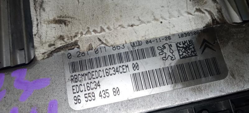 CENTRALITA-DE-MOTOR-CITROEN-C4-1-6-HDI-110CV-Ano-2005-Auto-Desguace-Luque