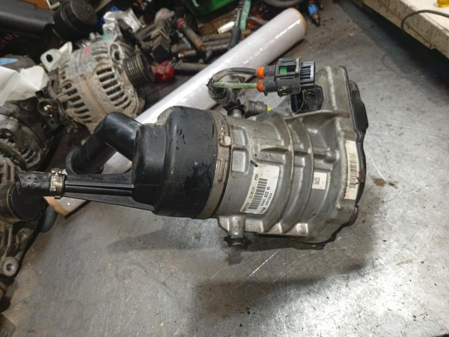 BOMBA-DE-DIRECCION-ELECTRICA-CITROEN-C-4-PICASSO-2-0-HDI-Ano-2007-Auto-Desguace-Luque
