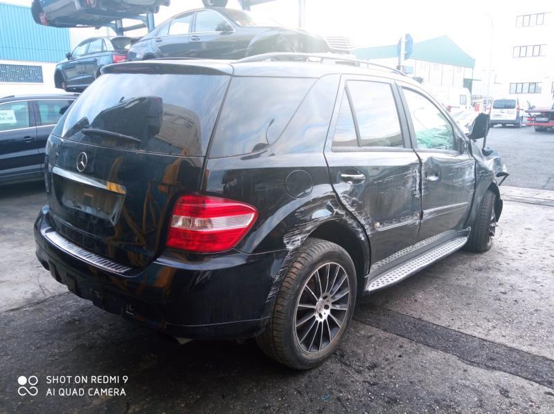FARO-DELANTERO-IZQUIERDO-MERCEDES-ML-W164-320-CDI-4-MATIC-Ano-2006-Auto-Desguace-Luque