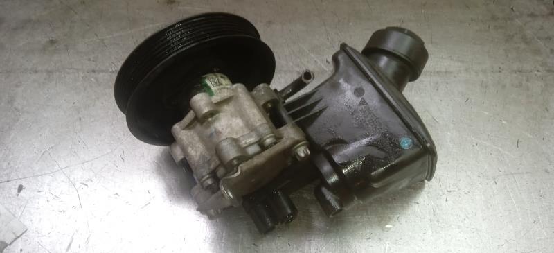 BOMBA-DE-DIRECCION-HIDRAULICA-PORSCHE-911-3-8-CAT-Ano-2010-Auto-Desguace-Luque