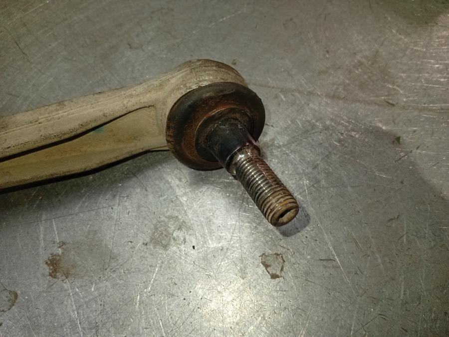 BRAZO-DE-SUSPENSION-TRASERO-DERECHO-PORSCHE-911-3-8-CAT-Ano-2010-Auto-Desguace-Luque