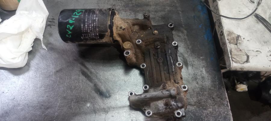 ENFRIADOR-DE-ACEITE-MITSUBISHI-MONTERO-V20V40-2-8-TDI-125CV-Ano-1999-Auto-Desguace-Luque