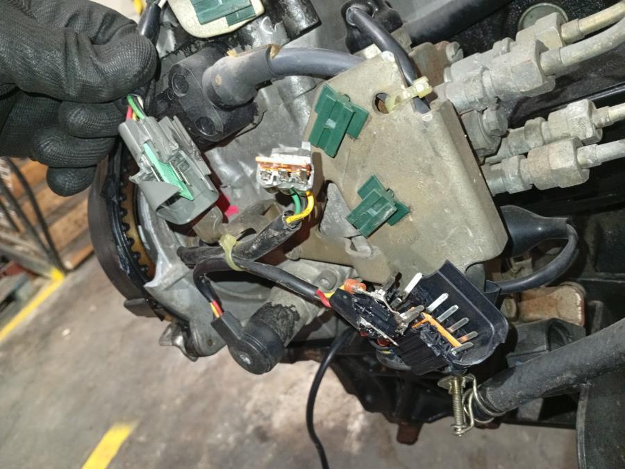 MOTOR-COMPLETO-MITSUBISHI-MONTERO-V60/V70-2-5-TD-CAT-116-CV-Ano-2006-Auto-Desguace-Luque