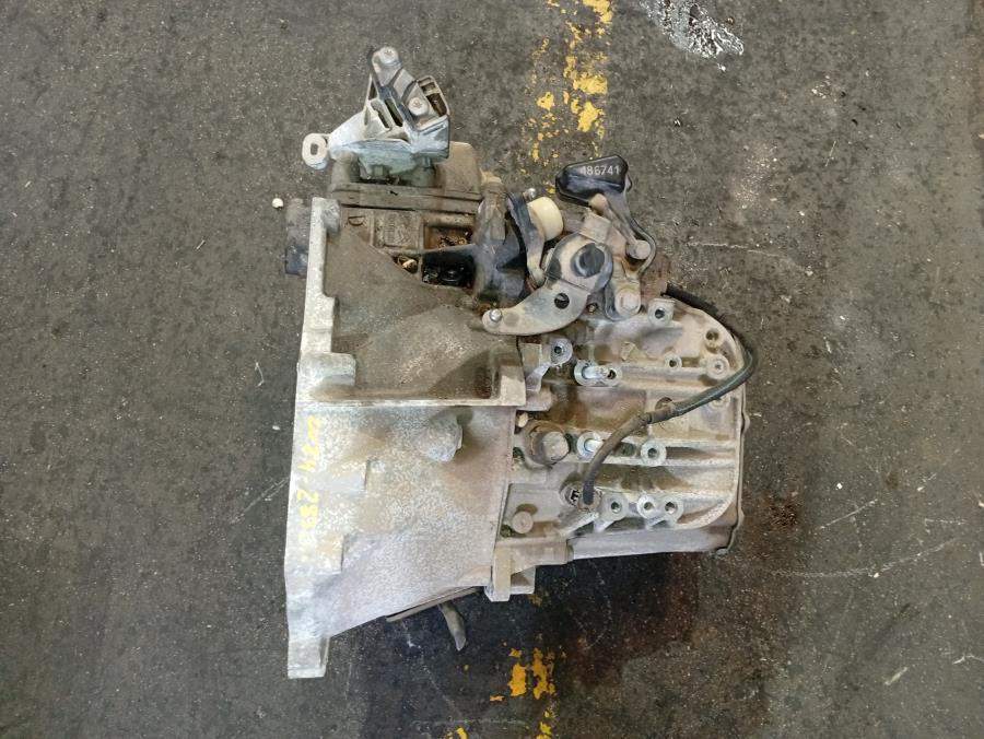 CAJA-DE-CAMBIOS-MANUAL-CITROEN-C4-PICASSO-3-1-6-HDI-FAP-116-CV-Ano-2015-Auto-Desguace-Luque