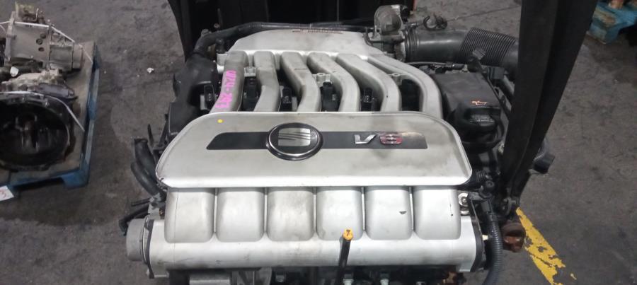 MOTOR-COMPLETO-SEAT-LEON-1M1-2-8-V6-24V-204-CV-Ano-2004-Auto-Desguace-Luque
