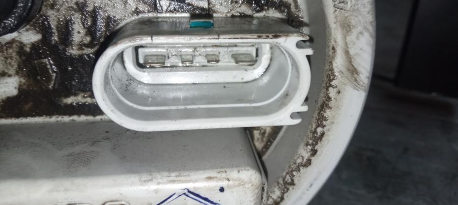 AFORADOR-DE-COMBUSTIBLE-SEAT-CORDOBA-BERLINA-6L2-1-9-TDI-101CV-Ano-2004-Auto-Desguace-Luque