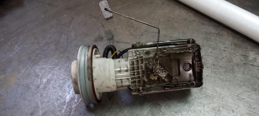 AFORADOR-DE-COMBUSTIBLE-SEAT-CORDOBA-BERLINA-6L2-1-9-TDI-101CV-Ano-2004-Auto-Desguace-Luque