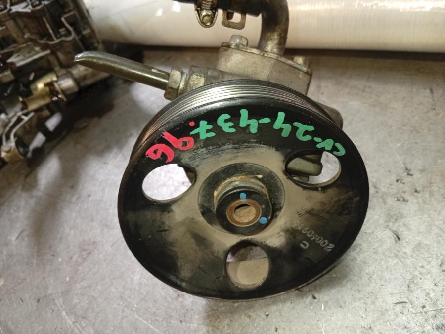 BOMBA-DE-DIRECCION-HIDRAULICA-CHEVROLET-CAPTIVA-2-0-CRDI-150CV-Ano-2006-Auto-Desguace-Luque
