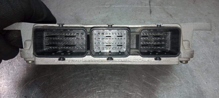 CENTRALITA-DE-MOTOR-PEUGEOT-407-2-2-CAT-163-CV-Ano-2006-Auto-Desguace-Luque