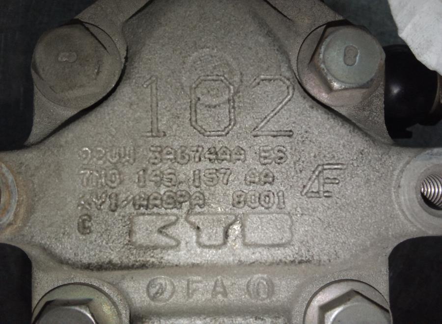 BOMBA-DE-DIRECCION-HIDRAULICA-VOLKSWAGEN-SHARAN-7M6/7M9-1-9-TDI-131-CV-Ano-2005-Auto-Desguace-Luque
