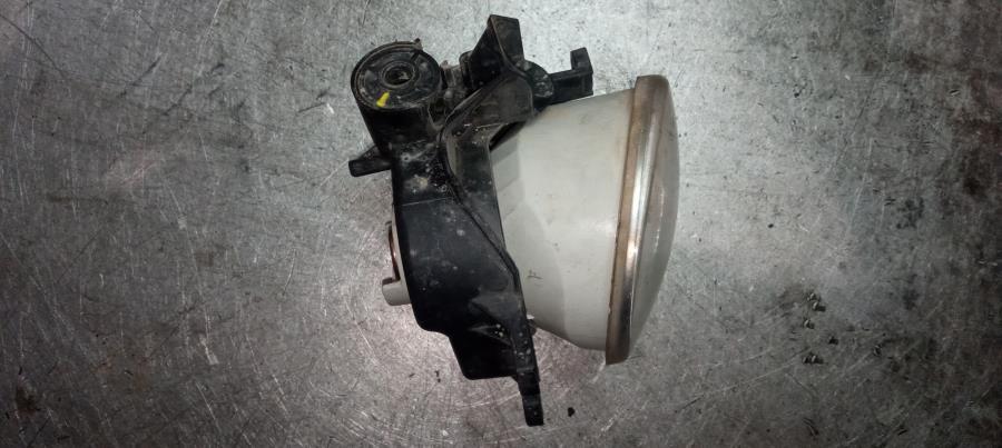 ANTINIEBLA-DELANTERO-IZQUIERDO-TOYOTA-AURIS-1-2-16V-TURBO-CAT-116-CV-Ano-2017-Auto-Desguace-Luque