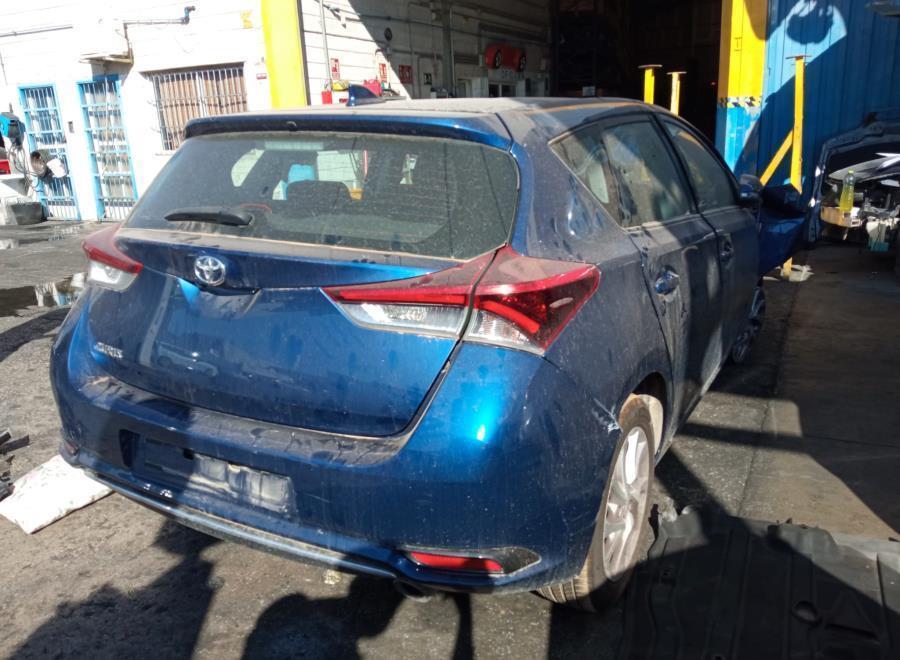 PALANCA-DE-CAMBIOS-TOYOTA-AURIS-1-2-16V-TURBO-CAT-116-CV-Ano-2017-Auto-Desguace-Luque