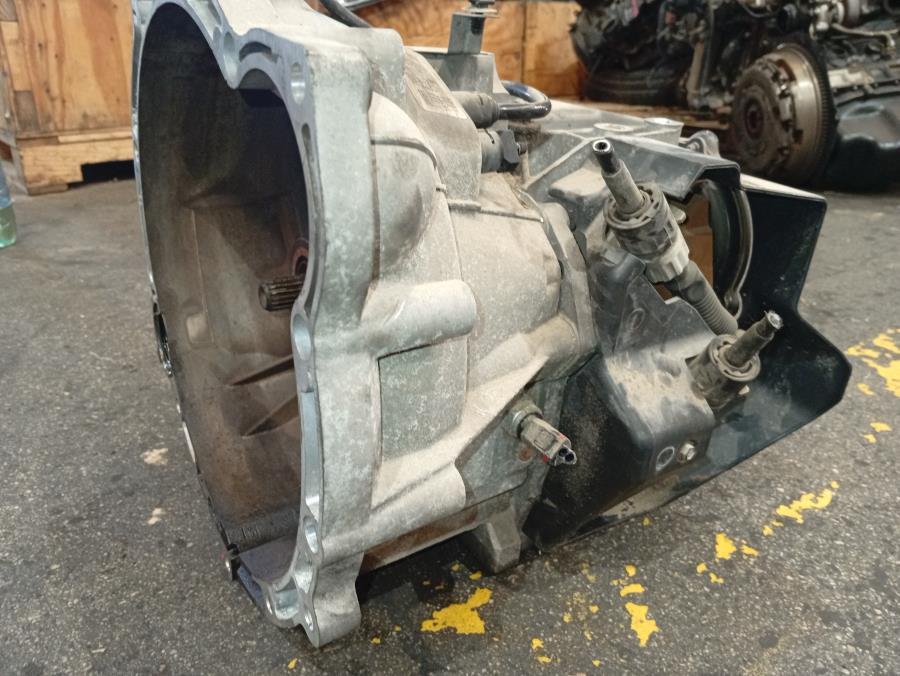 CAJA-DE-CAMBIOS-MANUAL-FORD-FOCUS-CB4-1-6-16V-101CV-Ano-2007-Auto-Desguace-Luque