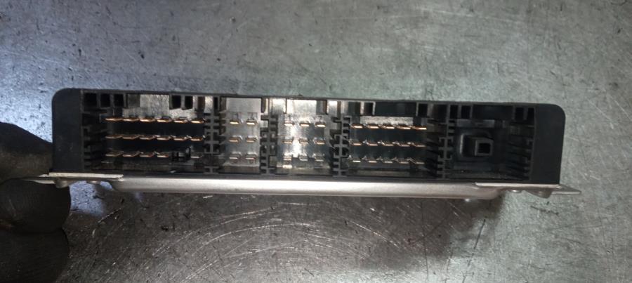 CENTRALITA-DE-ABS-RENAULT-MIDLUM-270DCI-Ano-2005-Auto-Desguace-Luque