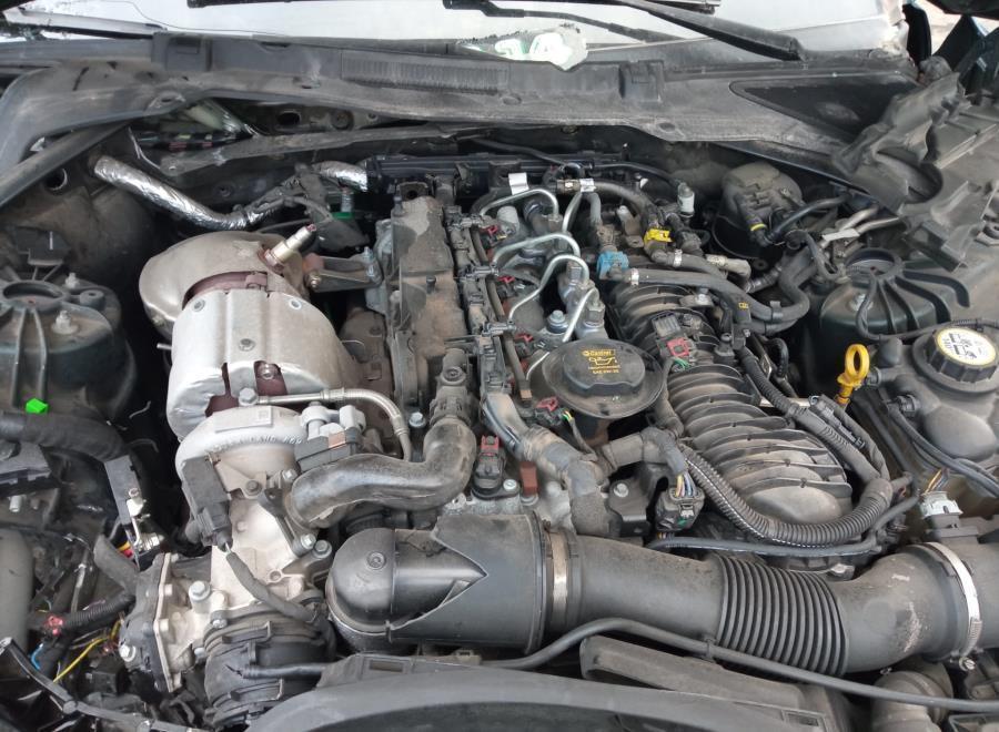 MOTOR-COMPLETO-JAGUAR-XE-2-0-DIESEL-CAT-180-CV-Ano-2016-Auto-Desguace-Luque