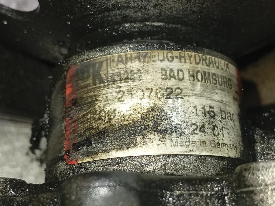 BOMBA-DE-DIRECCION-HIDRAULICA-MERCEDES-CLASE-E-W210-2-6-CAT-170-CV-Ano-2000-Auto-Desguace-Luque