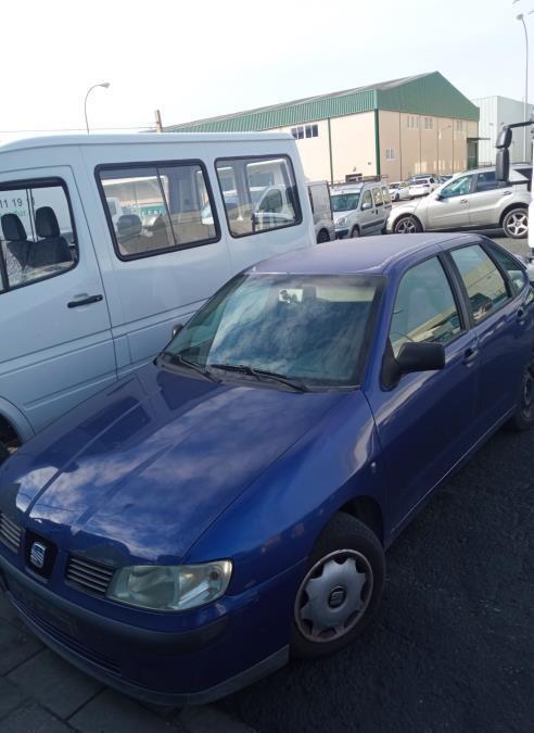 FARO-DELANTERO-IZQUIERDO-SEAT-CORDOBA-6K2-1-9-SDI-68-CV-Ano-2000-Auto-Desguace-Luque