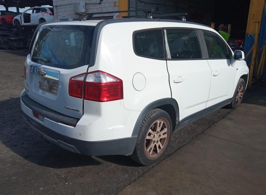 FARO-DELANTERO-DERECHO-CHEVROLET-ORLANDO-2-0-DIESEL-CAT-131-CV-Ano-2011-Auto-Desguace-Luque