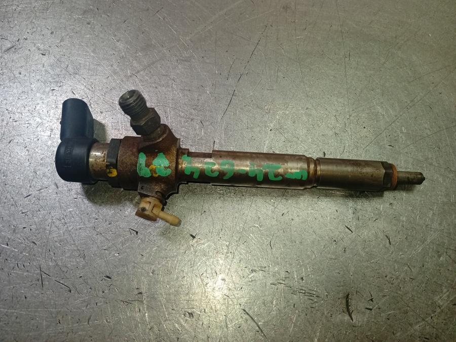 INYECTOR-RENAULT-SCENIC-II-1-5-DCI-106CV-Ano-2005-Auto-Desguace-Luque