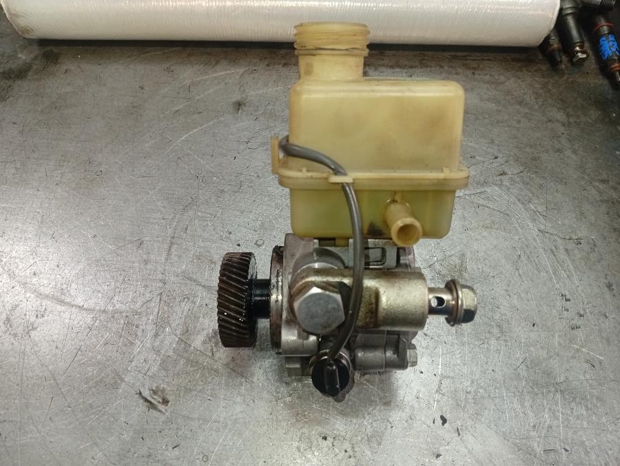 BOMBA-DE-DIRECCION-HIDRAULICA-MAZDA-5-2-0-TURBODIESEL-110-CV-Ano-2006-Auto-Desguace-Luque