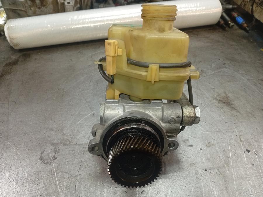 BOMBA-DE-DIRECCION-HIDRAULICA-MAZDA-5-2-0-TURBODIESEL-110-CV-Ano-2006-Auto-Desguace-Luque