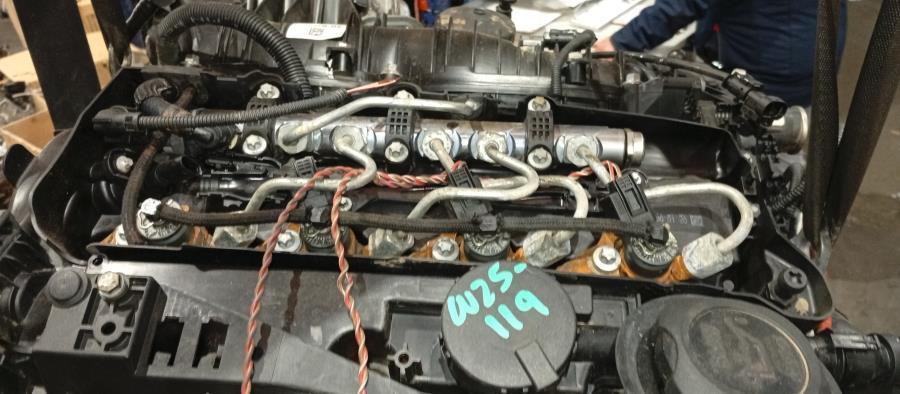 BLOQUE-DE-MOTOR-BMW-SERIE-1-E81-E87-2-0-TURBODIESEL-CAT-143-CV-Ano-2009-Auto-Desguace-Luque