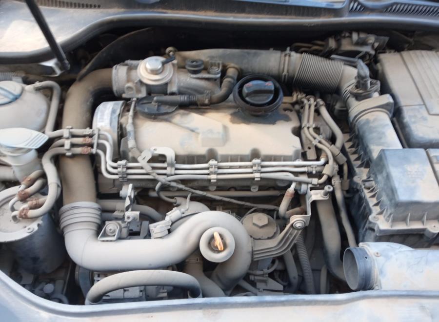 AFORADOR-DE-COMBUSTIBLE-VOLKSWAGEN-GOLF-V-1-9TDI-105CV-Ano-2007-Auto-Desguace-Luque