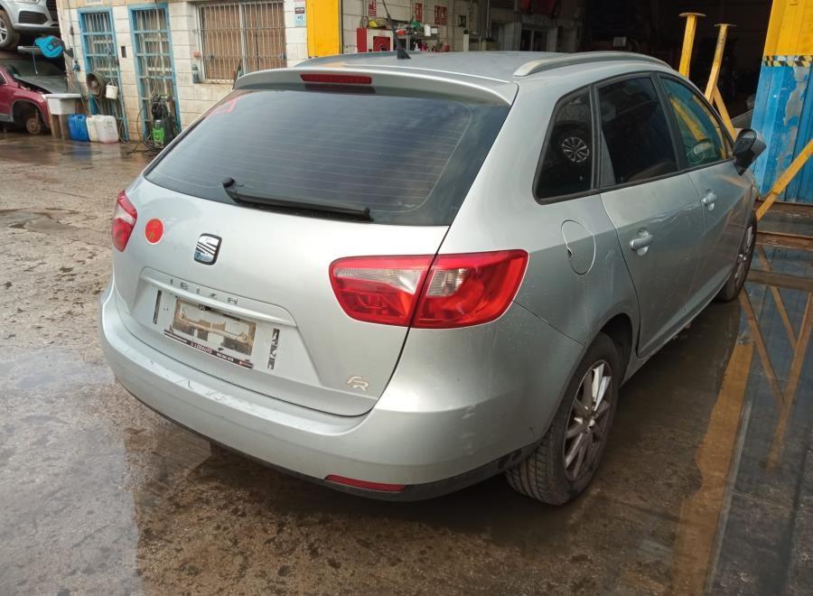 PILOTO-TRASERO-DERECHO-PORTON-SEAT-IBIZA-ST-6J8-1-6-TDI-105-CV-Ano-2012-Auto-Desguace-Luque