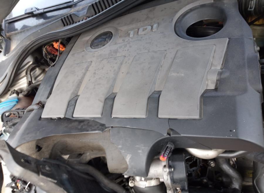 PILOTO-TRASERO-DERECHO-PORTON-SEAT-IBIZA-ST-6J8-1-6-TDI-105-CV-Ano-2012-Auto-Desguace-Luque