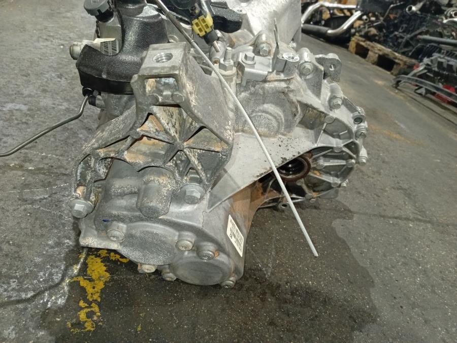 CAJA-DE-CAMBIOS-MANUAL-FORD-FOCUS-CB8-1-0-ECOBOOST-CAT-125-CV-Ano-2014-Auto-Desguace-Luque