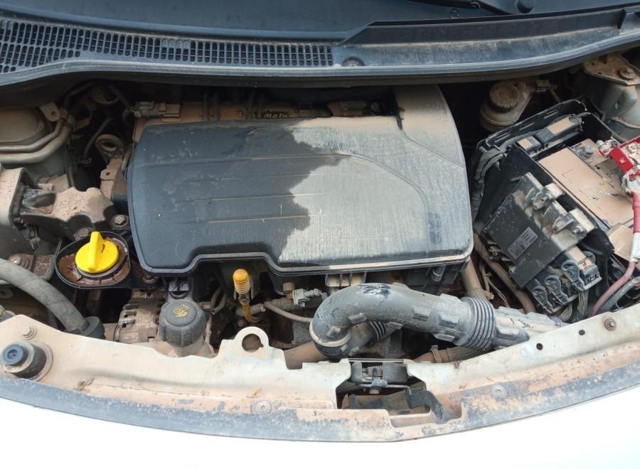 MOTOR-COMPLETO-RENAULT-TWINGO-1-2-16V-76-CV-Ano-2009-Auto-Desguace-Luque
