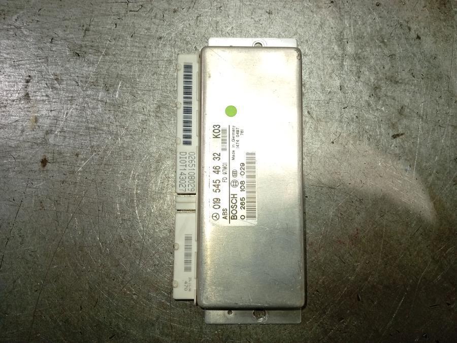 CENTRALITA-DE-ABS-MERCEDES-CLASE-C-W202-2-5-20V-TURBODIESEL-CAT-150-CV-Ano-2000-Auto-Desguace-Luque