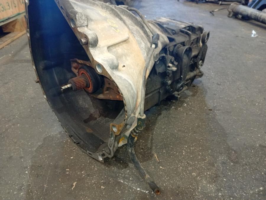 CAJA-DE-CAMBIOS-MANUAL-MERCEDES-CLASE-C-W202-2-5-20V-TURBODIESEL-CAT-150-CV-Ano-2000-Auto-Desguace-Luque