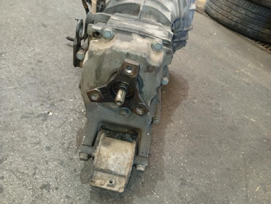CAJA-DE-CAMBIOS-MANUAL-MERCEDES-CLASE-C-W202-2-5-20V-TURBODIESEL-CAT-150-CV-Ano-2000-Auto-Desguace-Luque