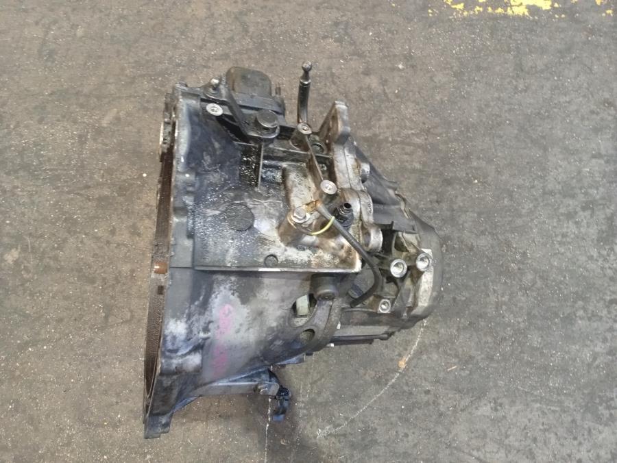 CAJA-DE-CAMBIOS-MANUAL-CITROEN-XSARA-PICASSO-1-6-HDI-90CV-Ano-2009-Auto-Desguace-Luque