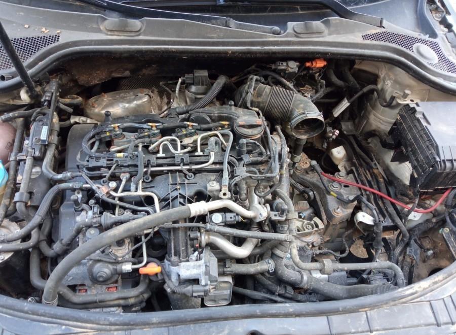 CENTRALITA-DE-MOTOR-AUDI-A3-SPORTBACK-8P-2-0-TDI-140CV-Ano-2011-Auto-Desguace-Luque