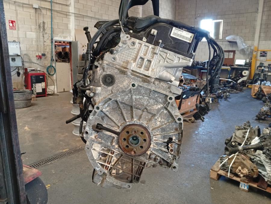 MOTOR-COMPLETO-BMW-SERIE-3-BERLINA-F30-2-0-TURBODIESEL-218-CV-Ano-2013-Auto-Desguace-Luque