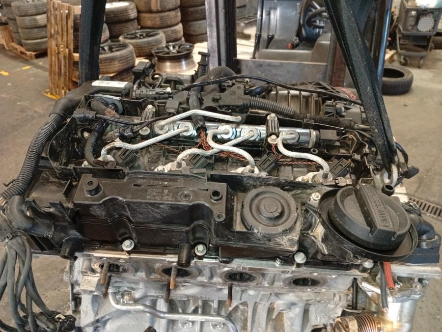 MOTOR-COMPLETO-BMW-SERIE-3-BERLINA-F30-2-0-TURBODIESEL-218-CV-Ano-2013-Auto-Desguace-Luque