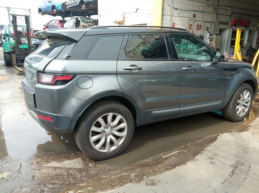 ANTINIEBLA-DELANTERO-DERECHO-LAND-ROVER-EVOQUE-2-0-TD4-CAT-150-CV-Ano-2015-Auto-Desguace-Luque